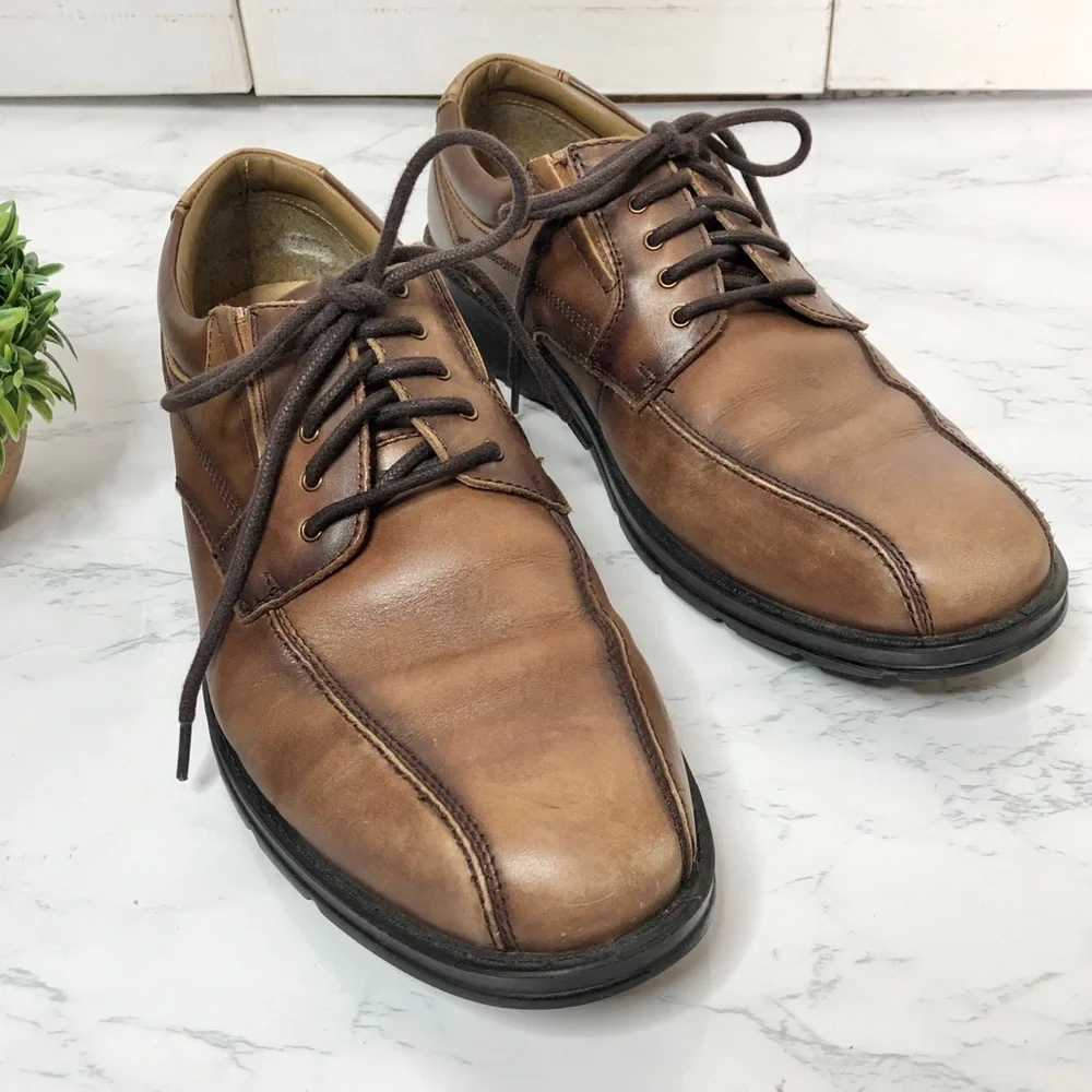 Dockers leather lace up oxfords, chestnut brown